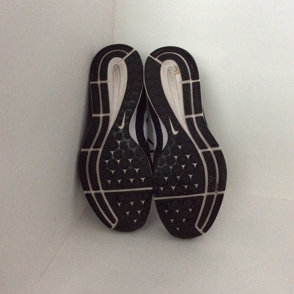 Nike Men’s shoes Size 13 Gently used - Picture 5 of 6